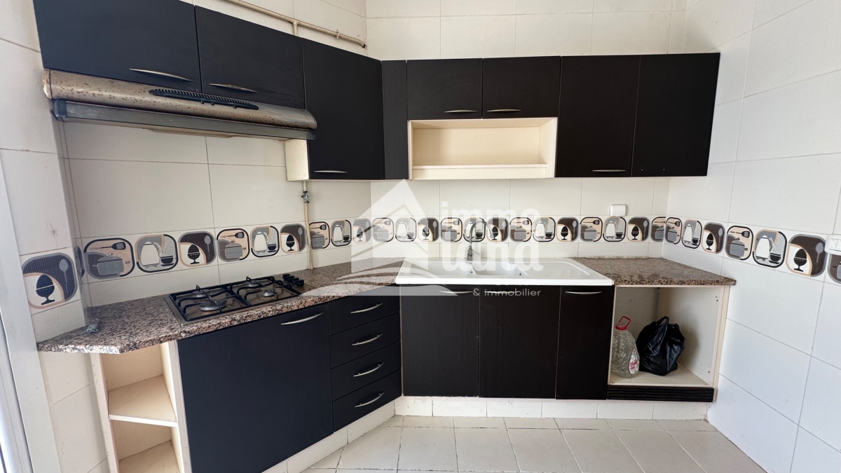 La Marsa Cite Des Juges 2 Location Appart. 4 pices Appartement s3  la marsaa