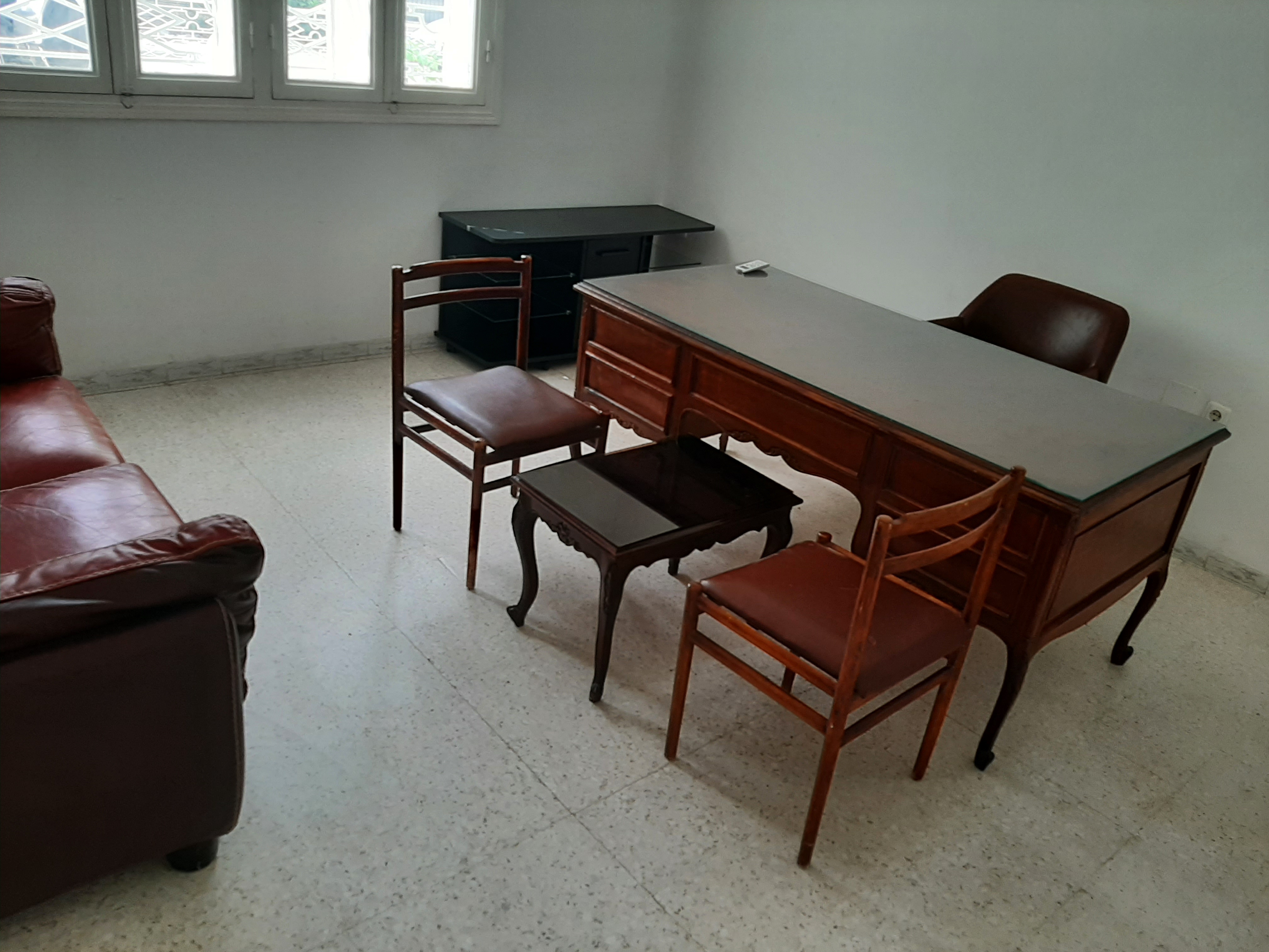 Cite El Khadra Zone urbaine nord Location Appart. 1 pice Bureau individuel  au centre urbain nord