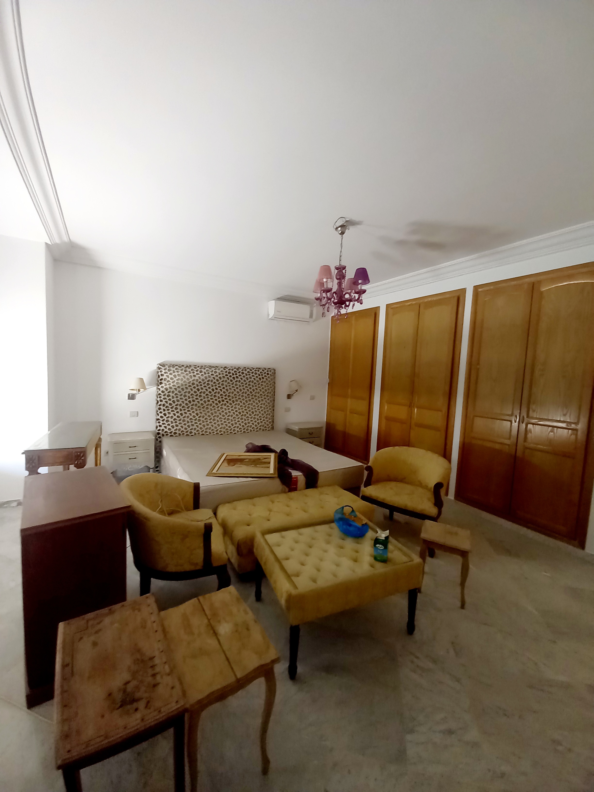 La Marsa Cite Erriadh Location Appart. 5 pices+ Triplex s5 avec parking