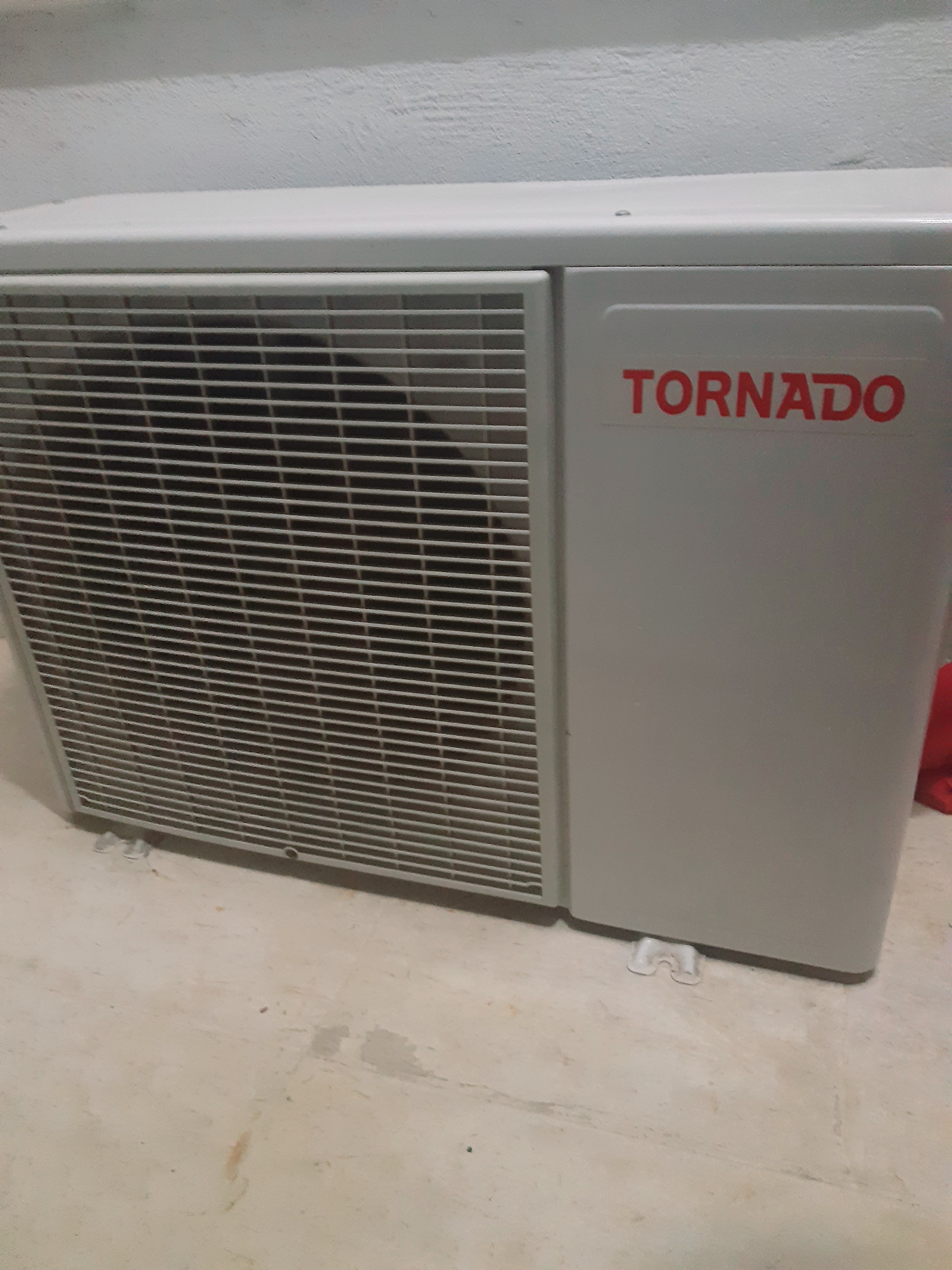 Mannouba Denden Climatiseur Autre Climatiseur tornado 12000 btu