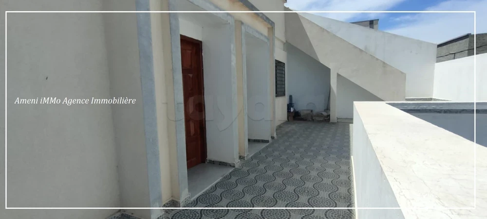 Ben Arous Ben Arous Vente Maisons Villa de 04 appartements  naasen
