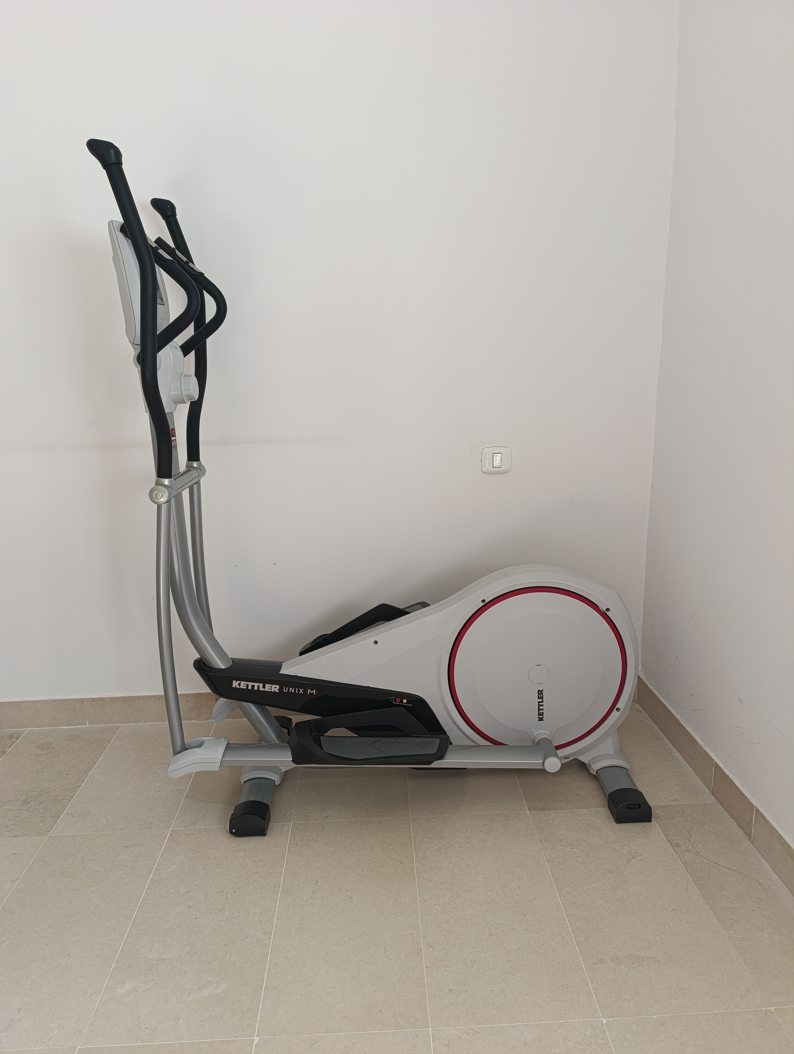 Ariana Ville Cite Ennasr 2 Autre Autre Velo elliptique made in germany