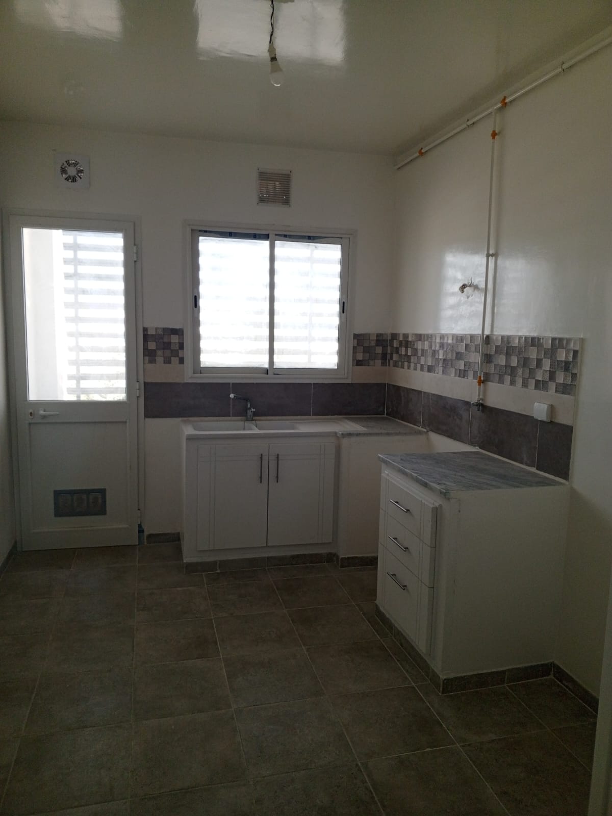 Jarzouna Jarzouna Location Appart. 4 pices Magnifique appartement dans un nouvel immeuble