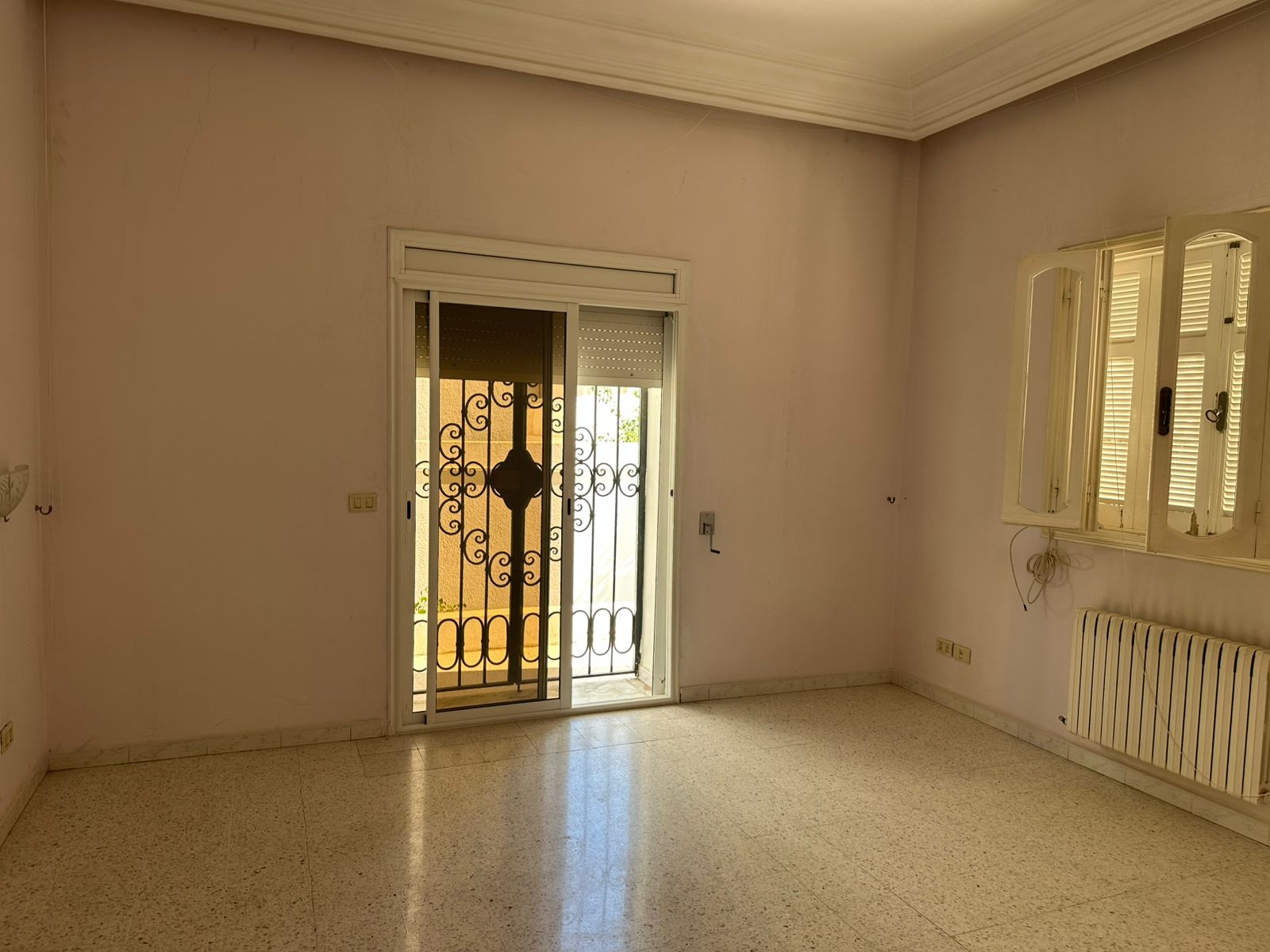 Sousse Jaouhara Cite Sahloul Bureaux & Commerces Bureau Local  bureaux rdc  villa en triplex sahloul