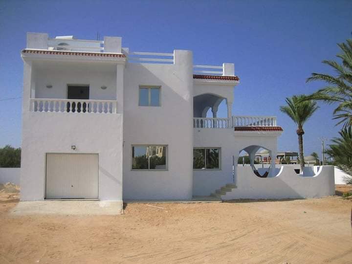 Djerba - Midoun Zone Hoteliere Location vacances Maisons Grande villa avec piscine