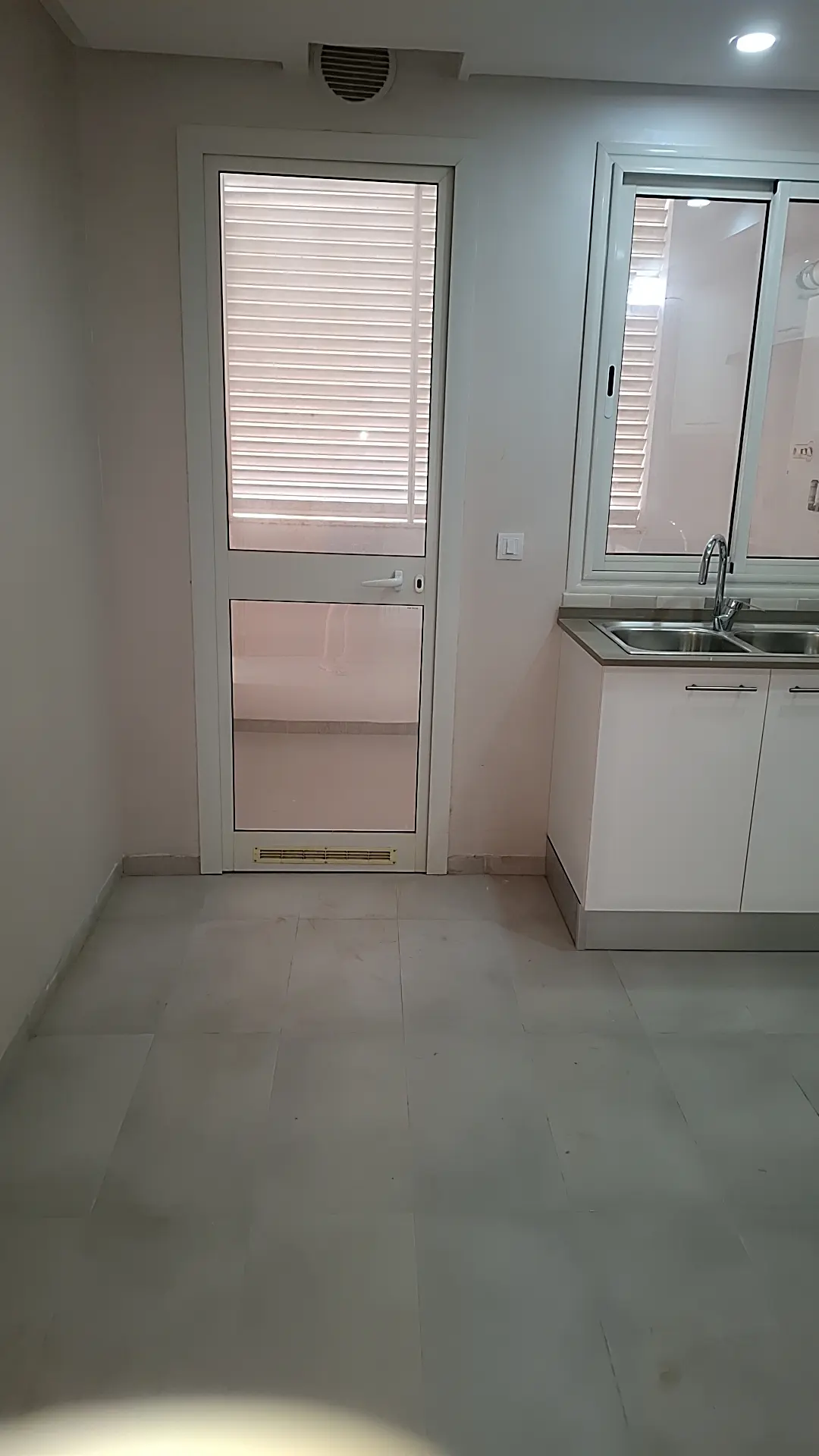 Sousse Riadh Sousse Riadh Location Appart. 1 pice Appartement de haut standing s1 cit erriadt