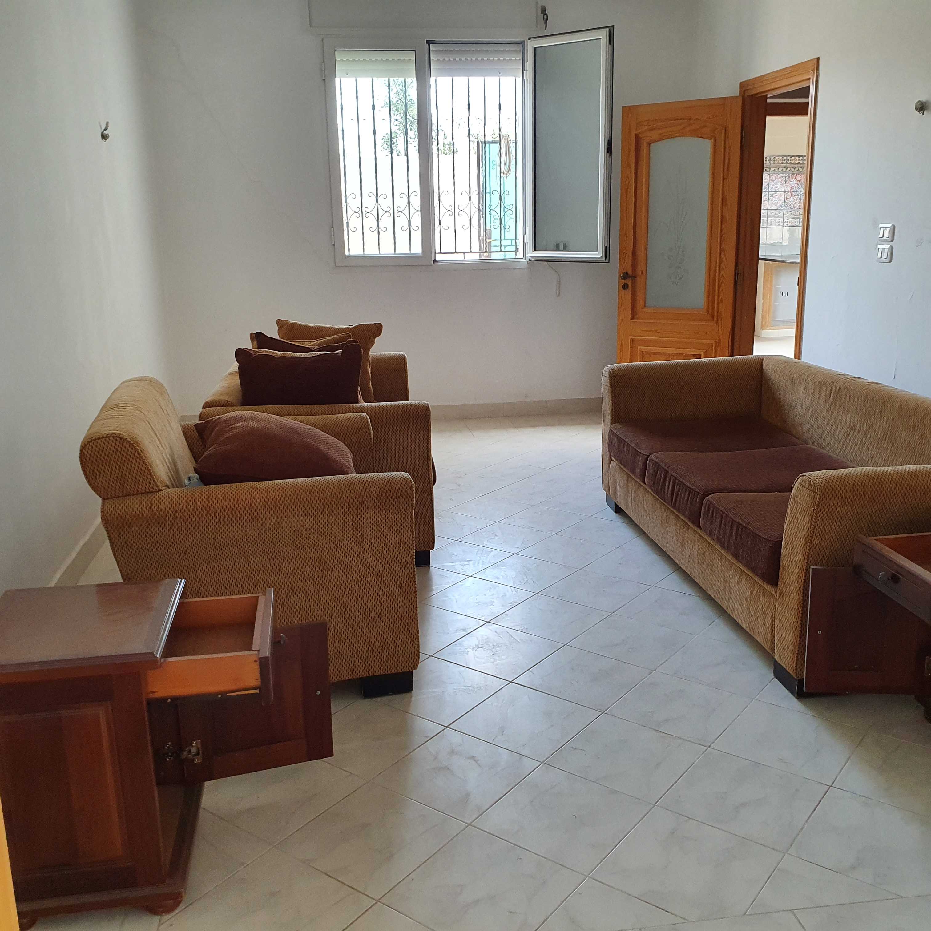 Ksibet El Mediouni Cite Ezzayatine Location Appart. 2 pices Petite villa  ksibet el mdiouni