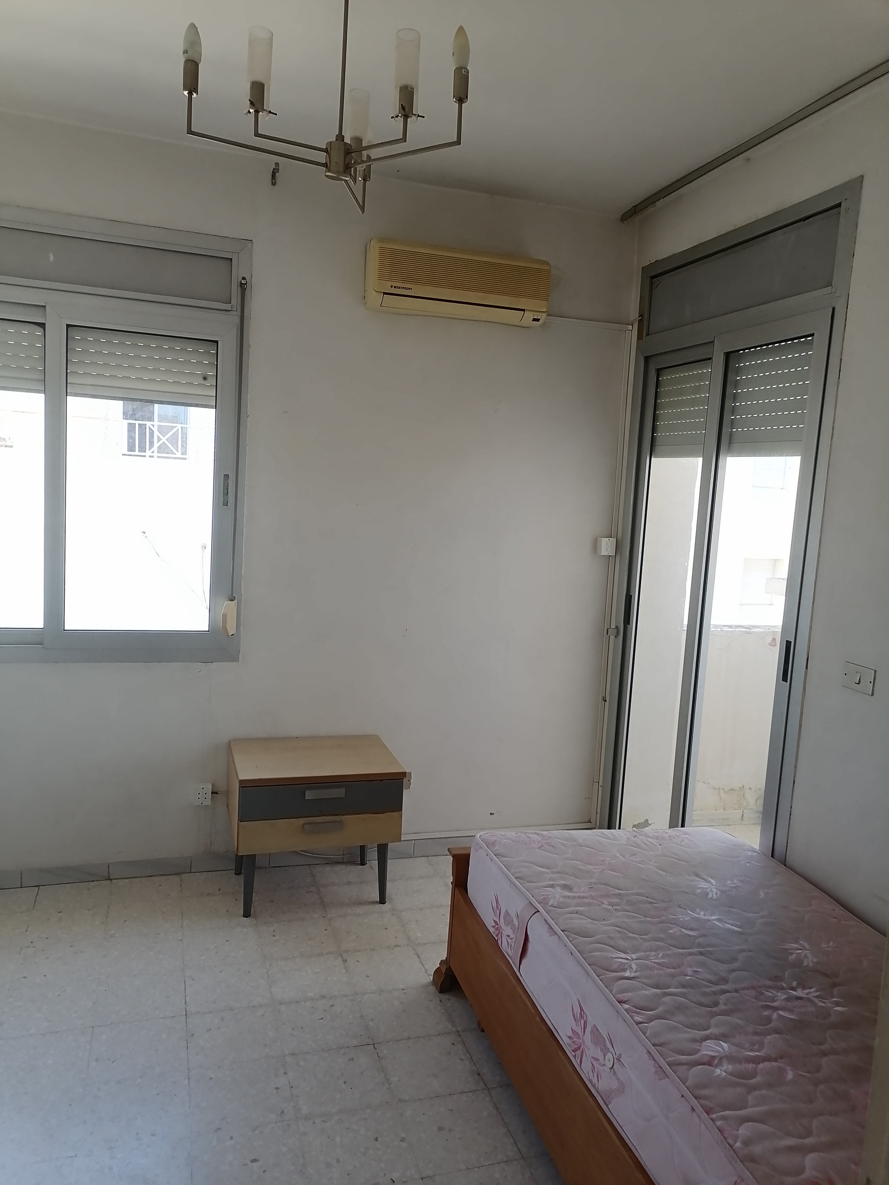 Ariana Ville Ariana Partage Appart. 3 pices Chambre individuelle pour fille  ariana