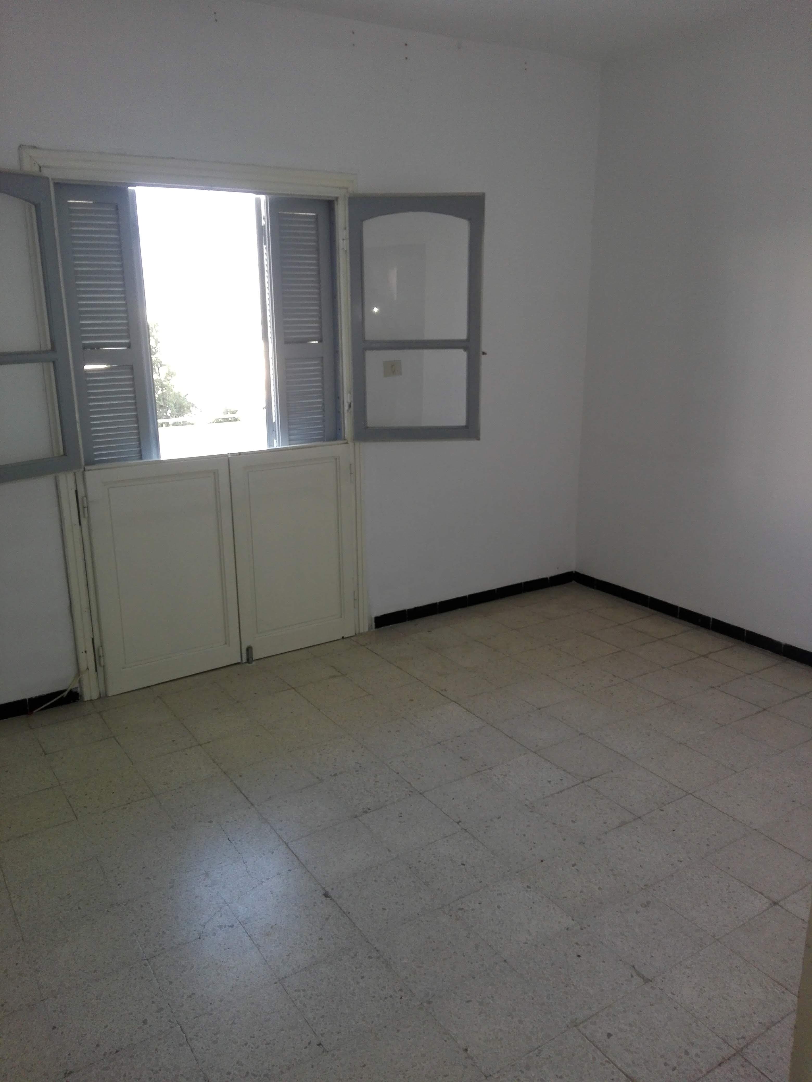 Cite El Khadra Cite El Khadra Location Appart. 3 pices App pour un couple