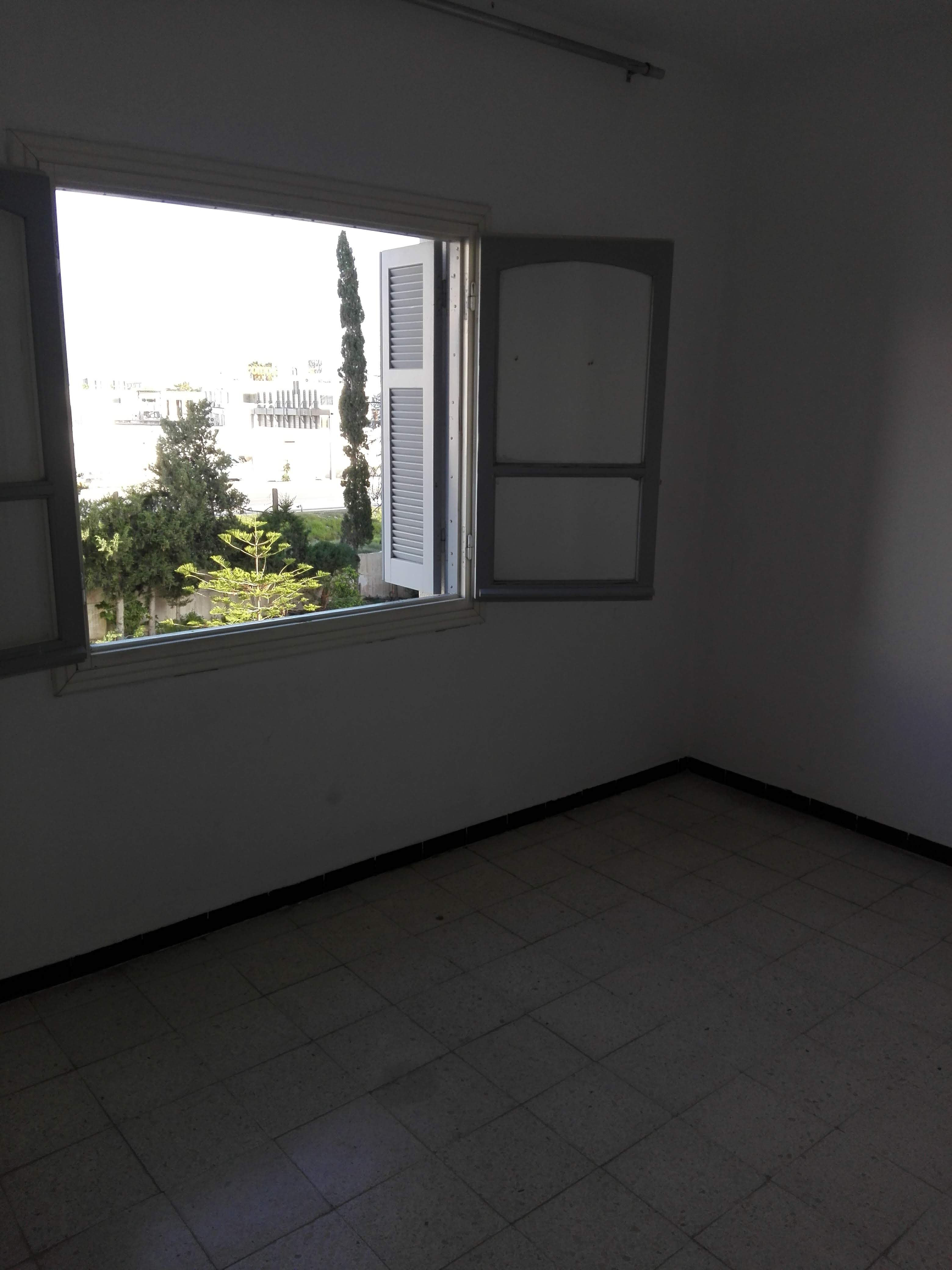 Cite El Khadra Cite El Khadra Location Appart. 3 pices App pour un couple