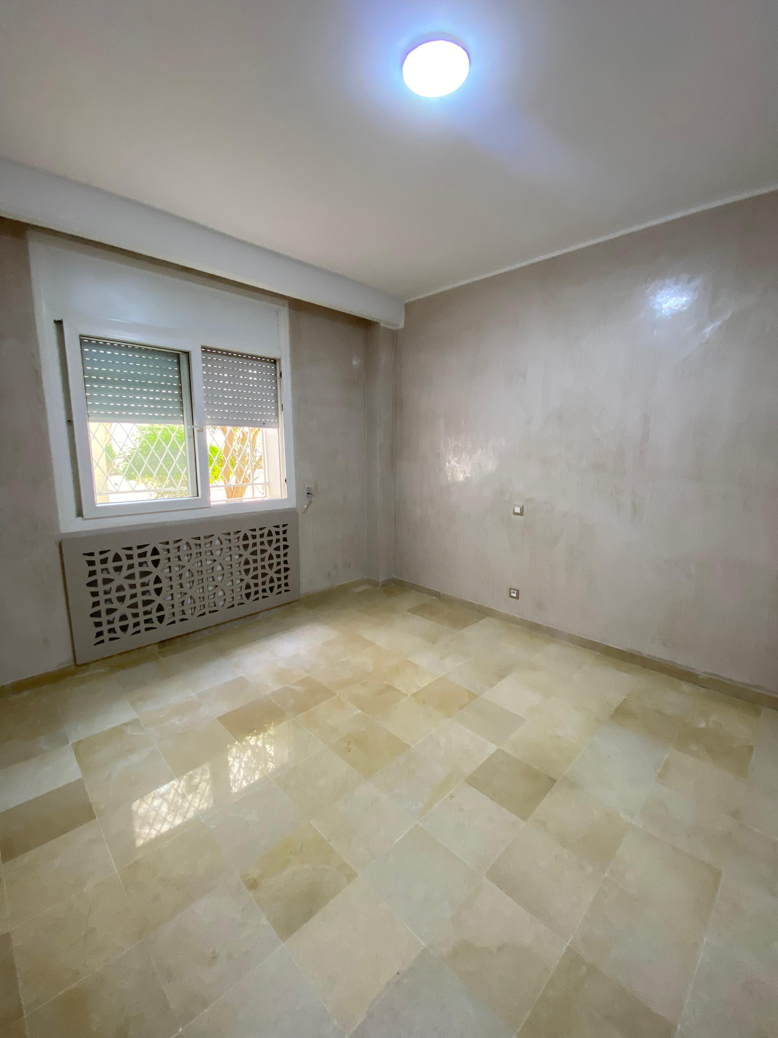 Ariana Ville El Menzah 8 Vente Appart. 4 pices Appartement s3  menzah 8