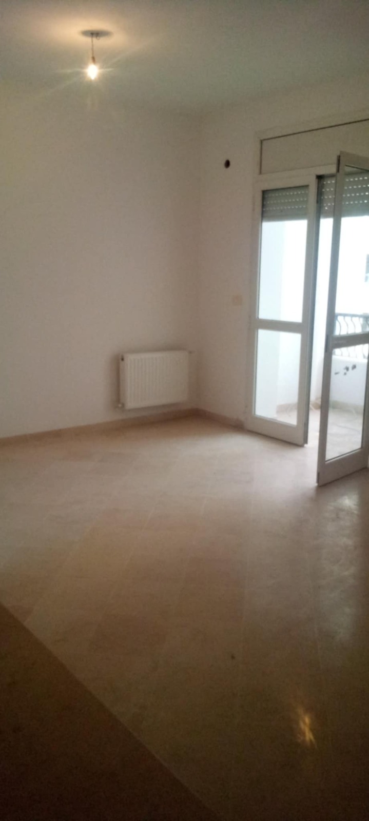 La Marsa El Aouina Vente Appart. 3 pices S plus 3 avec place de parking s s cite el wahat