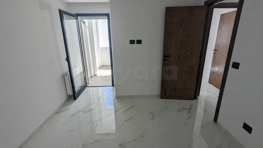 La Marsa El Aouina Location Appart. 2 pices S plus 2 a rsd jawhert lkram cite wahat