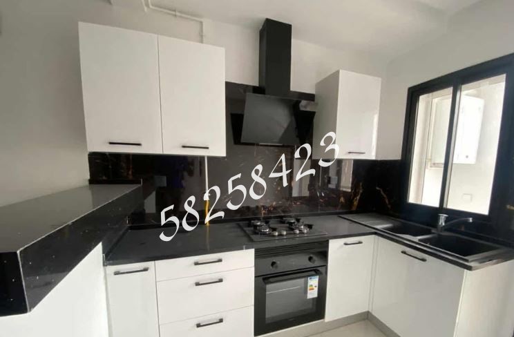 La Marsa El Aouina Vente Appart. 2 pices S plus 1 cite el wahat  tel 58258423 fb 8028