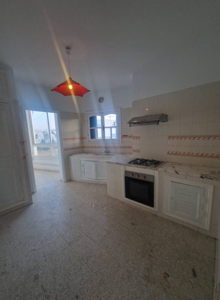 Ariana Ville Cite Ennasr 2 Vente Appart. 4 pices Duplex s3  ennasr 2 cot l'hotel penthouse