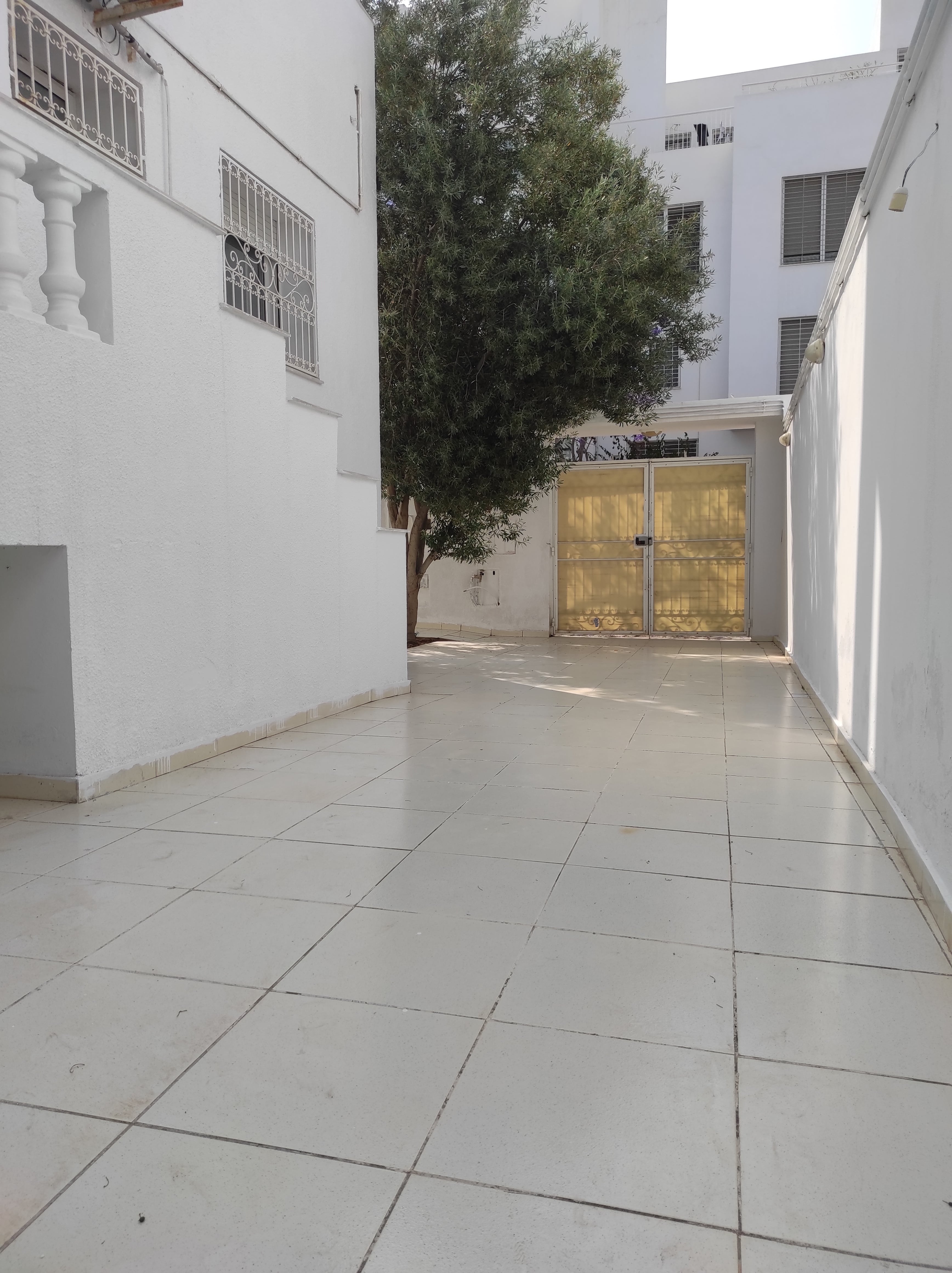 La Marsa Berge Du Lac Location Duplex Duplex  6 pieces  lac 2