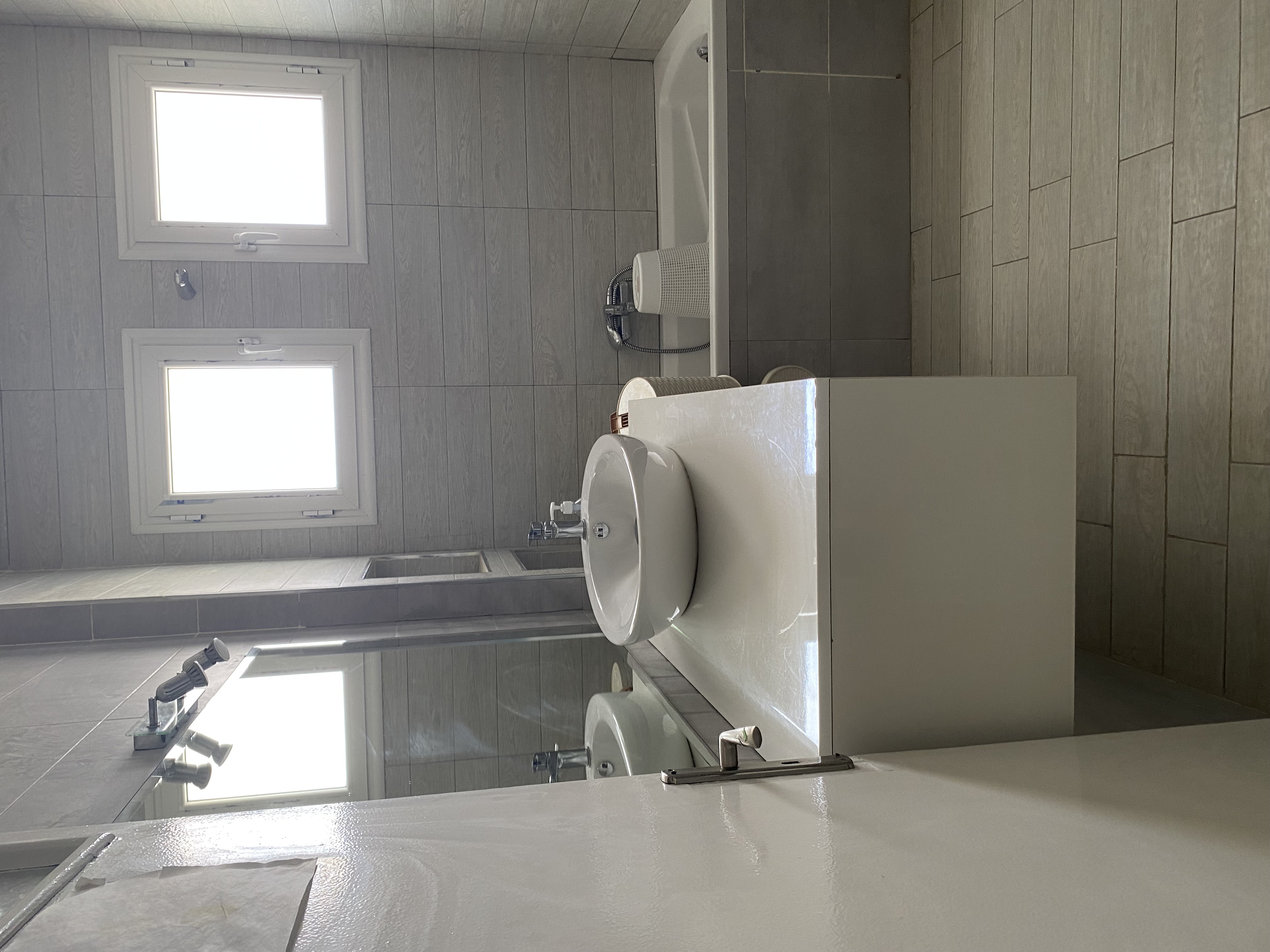 El Menzah El Menzah 1 Bureaux & Commerces Surfaces Pour usage bureautique el menzeh 1