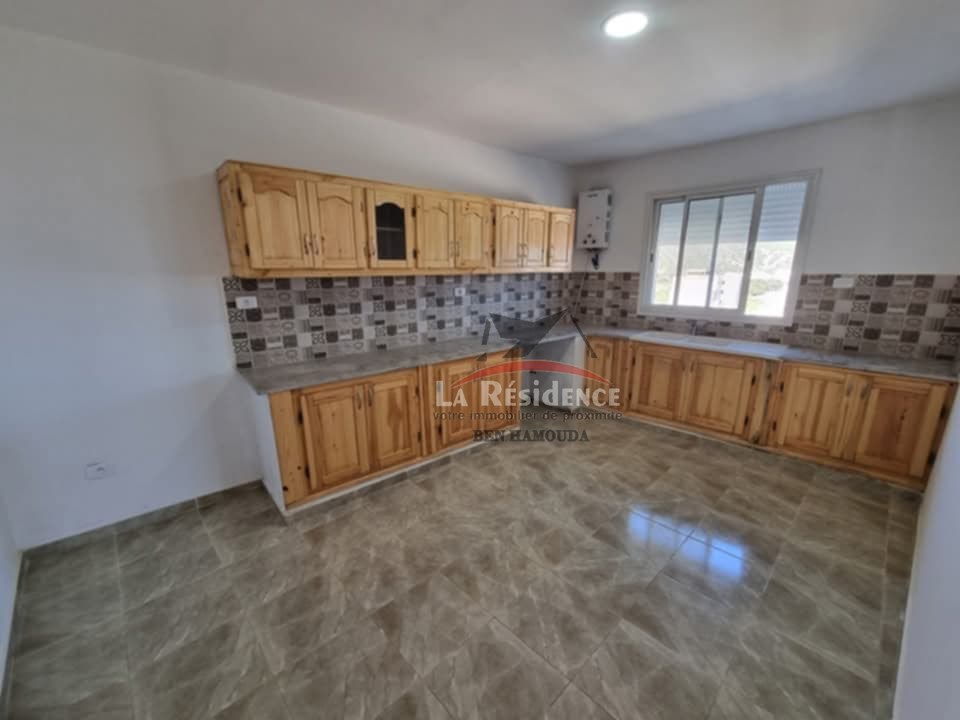 Bizerte Nord Bizerte Location Appart. 4 pices Appartement s 3 vide
