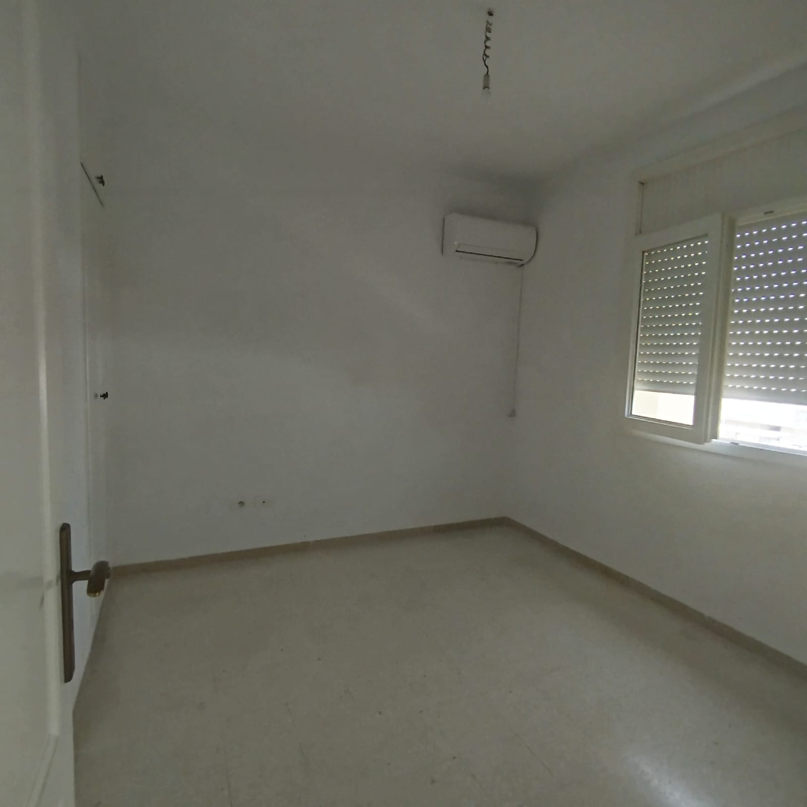 Cite El Khadra Zone urbaine nord Location Appart. 2 pices Spacieux appartement s1 au centre urbain nord