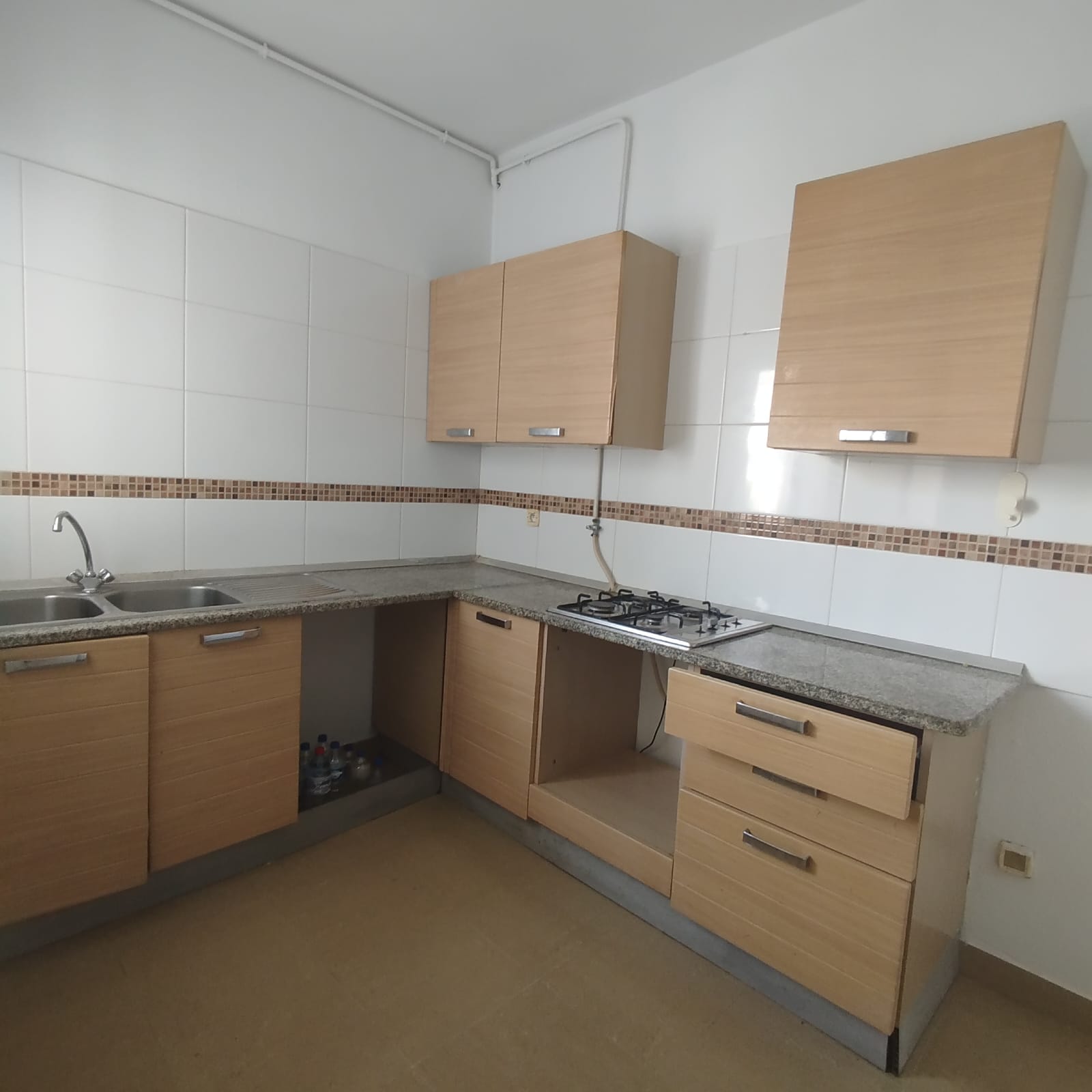Cite El Khadra Zone urbaine nord Location Appart. 2 pices Lumineux appartement s1 au centre urbain nord