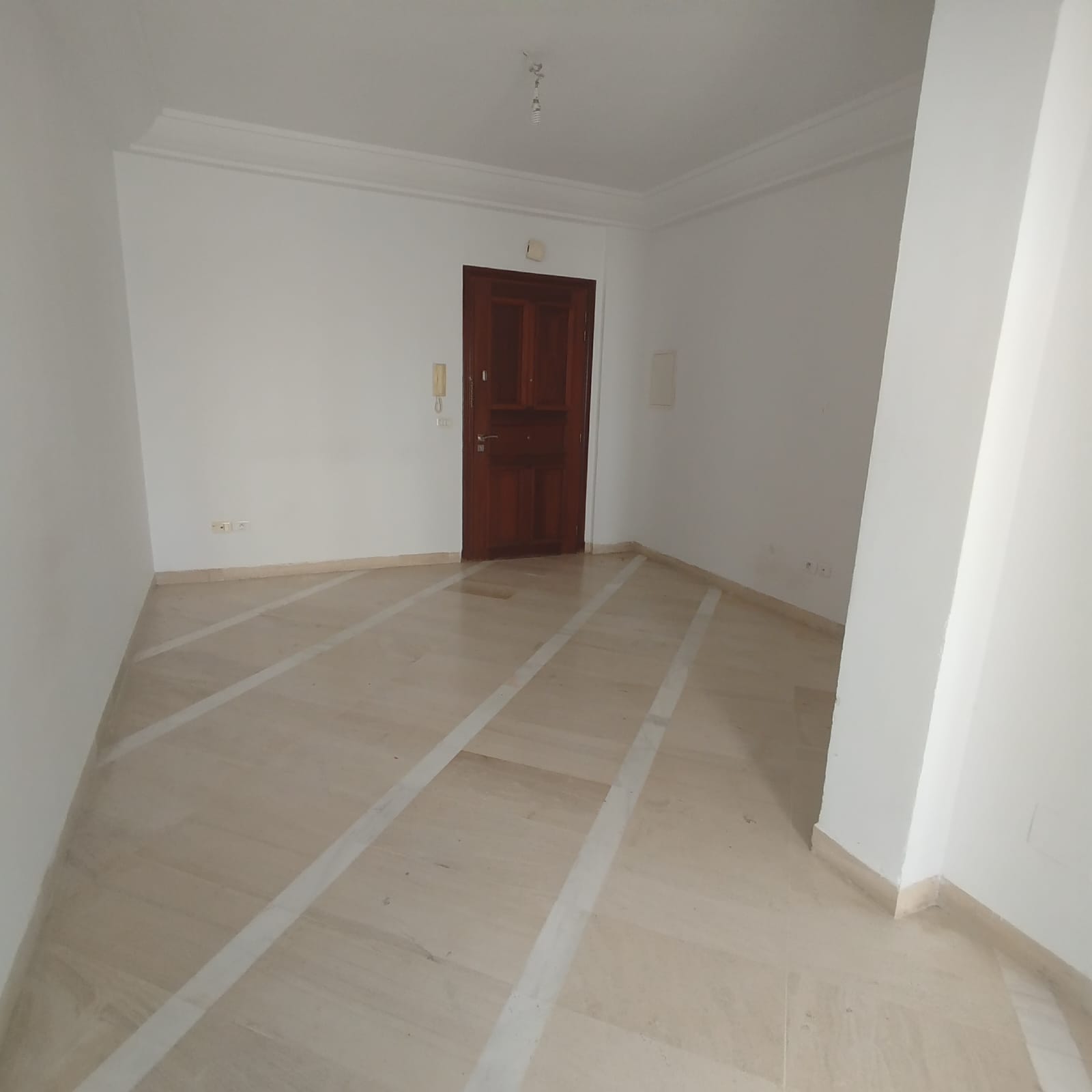 Cite El Khadra Zone urbaine nord Location Appart. 2 pices Lumineux appartement s1 au centre urbain nord