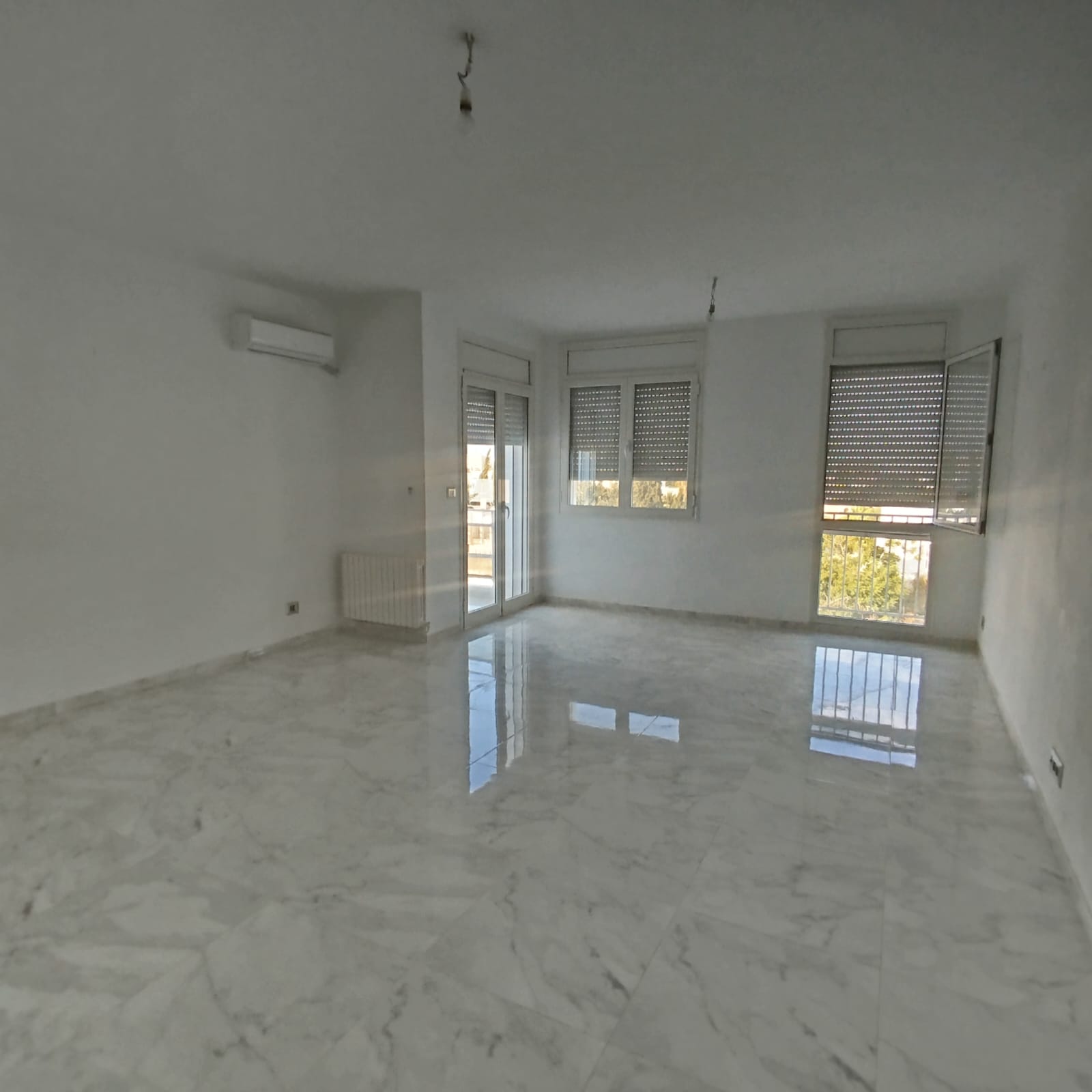 El Menzah El Manar 2 Location Appart. 3 pices Ravissant appartement s2 renouvel  manar2