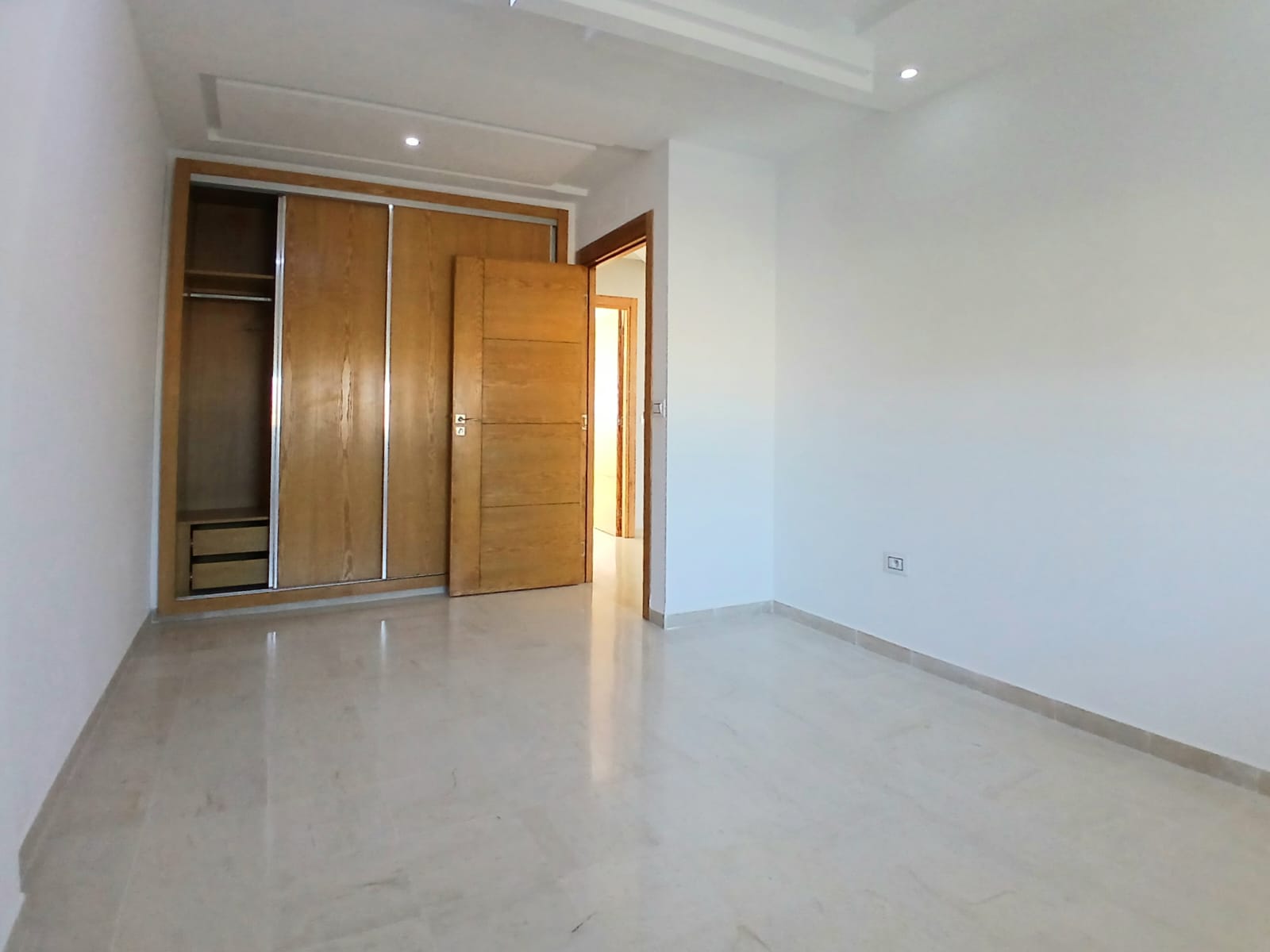 Raoued Cite El Ghazala 1 Location Appart. 3 pices Appartement s2  el ghazela