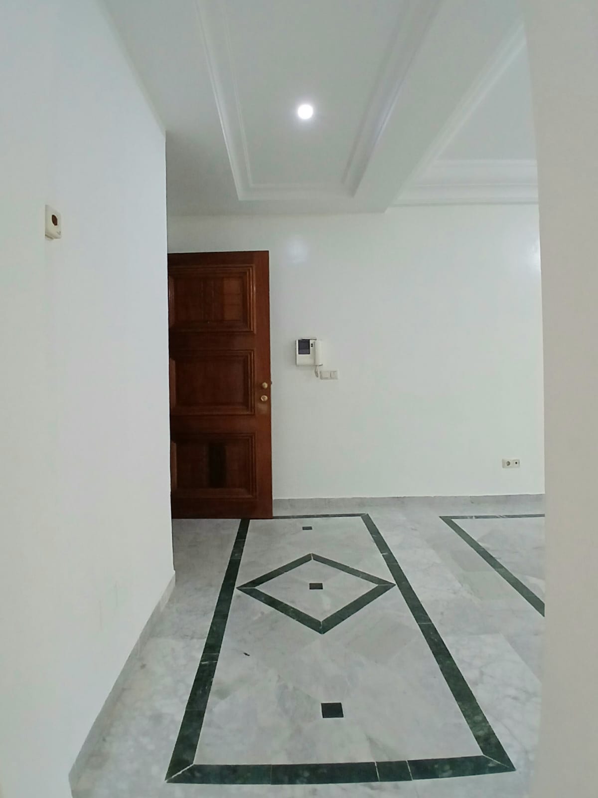 Ariana Ville Cite Ennasr 2 Location Appart. 4 pices Appartement s3  ennasr