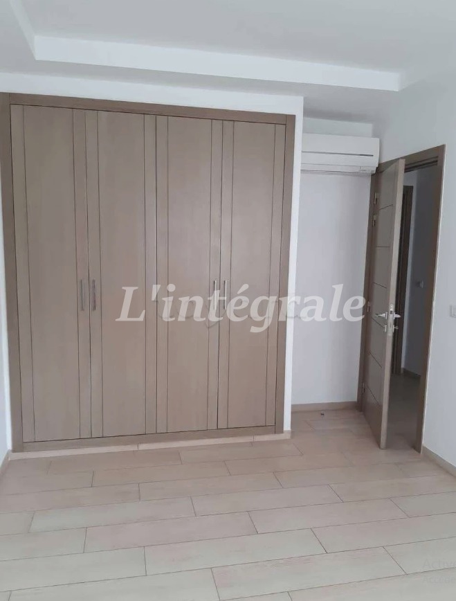 Ariana Ville Cite Ennasr 2 Location Appart. 3 pices Pour jeune couple s2 de haut standing