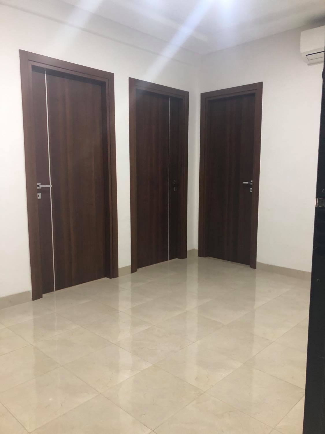 La Marsa Berge Du Lac Location Appart. 3 pices Bureau hall et 3 pices au lac 2