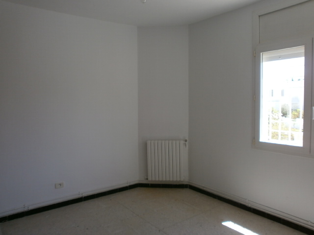 La Marsa Gammart Location Maisons Villa  grand jardin et piscine