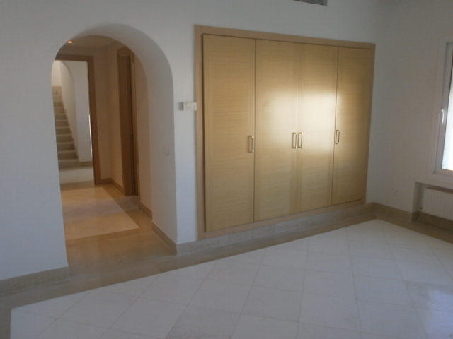 La Marsa Gammart Location Appart. 3 pices Bel appartement avec vue sur mer et terrasse