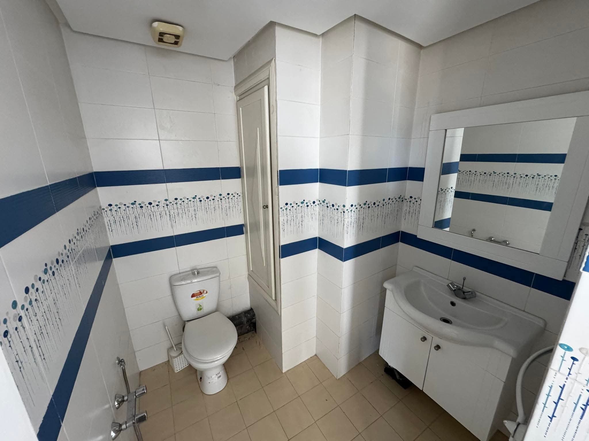 Ariana Ville Cite Ennasr 2 Bureaux & Commerces Bureau Bureau h2 1200d ennasr 2