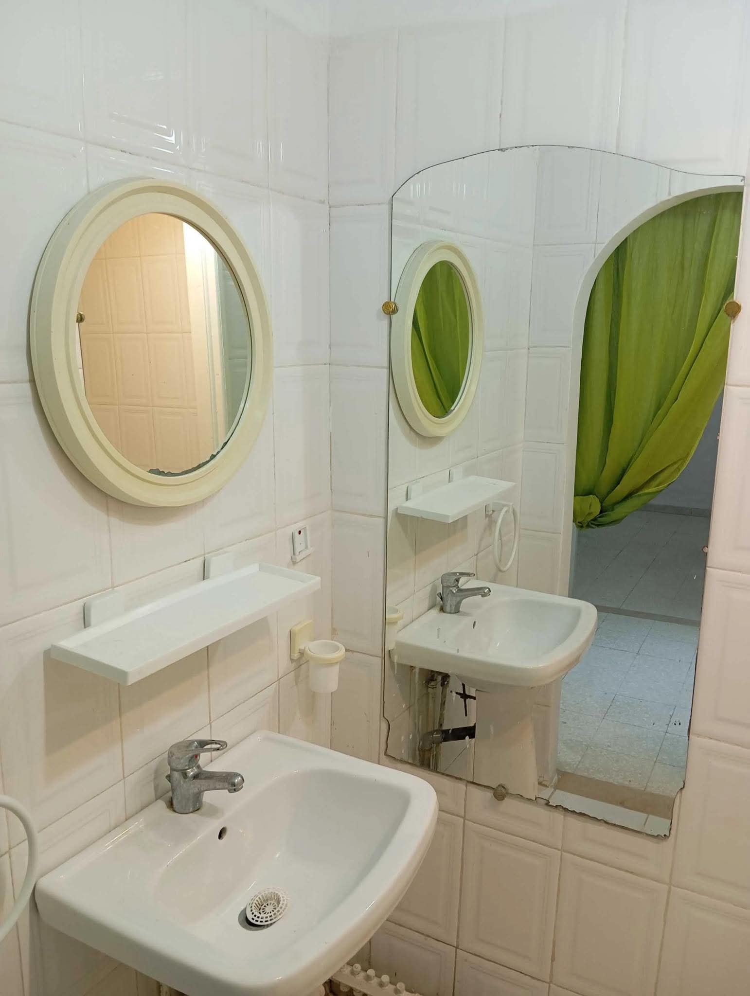 Ariana Ville Cite Ennasr 2 Location Appart. 2 pices S1 meuble 850d ennasr 2
