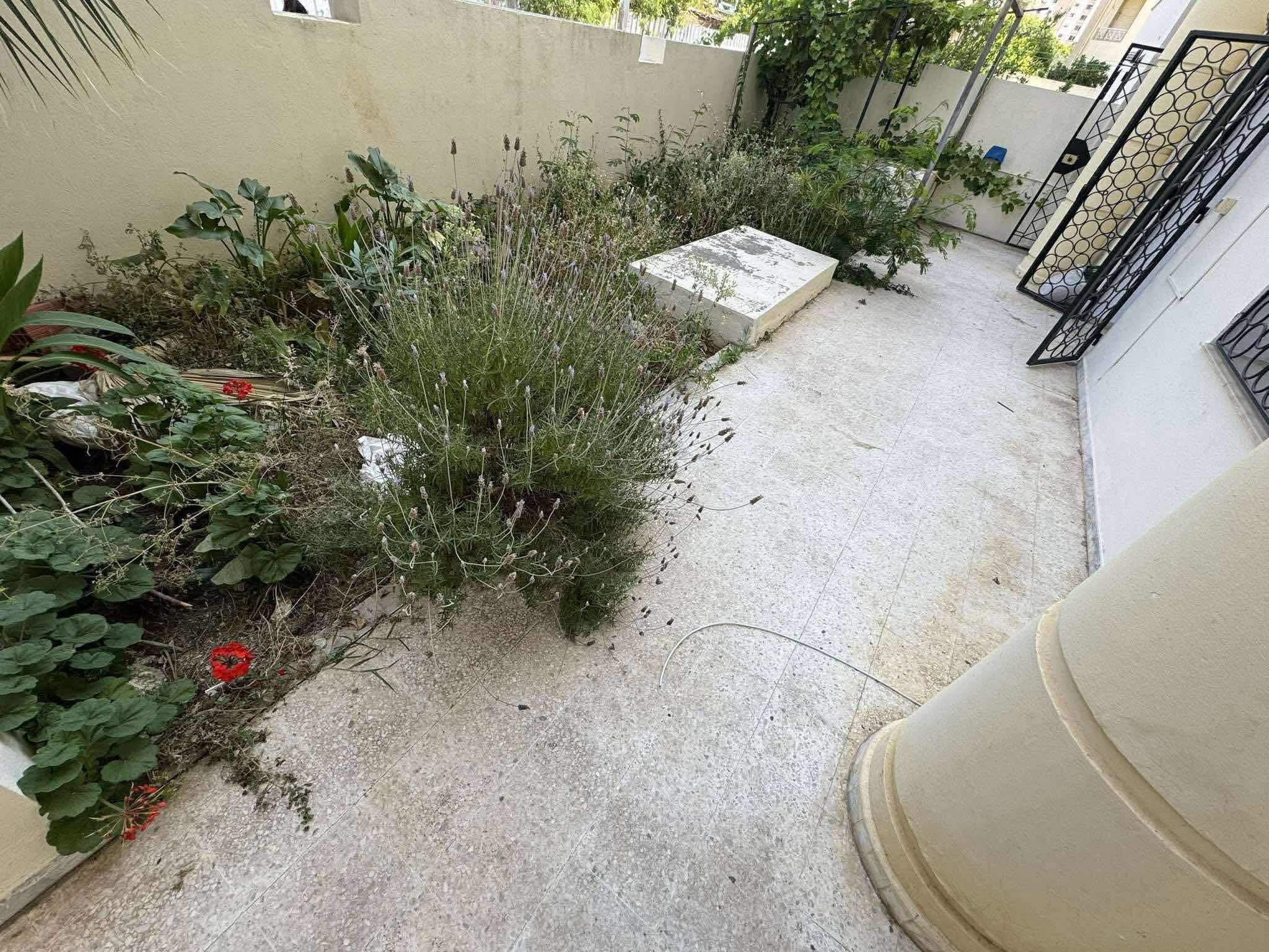 Ariana Ville El Menzah 7 Vente Appart. 3 pices S2 rdc avec jardin 340 md
