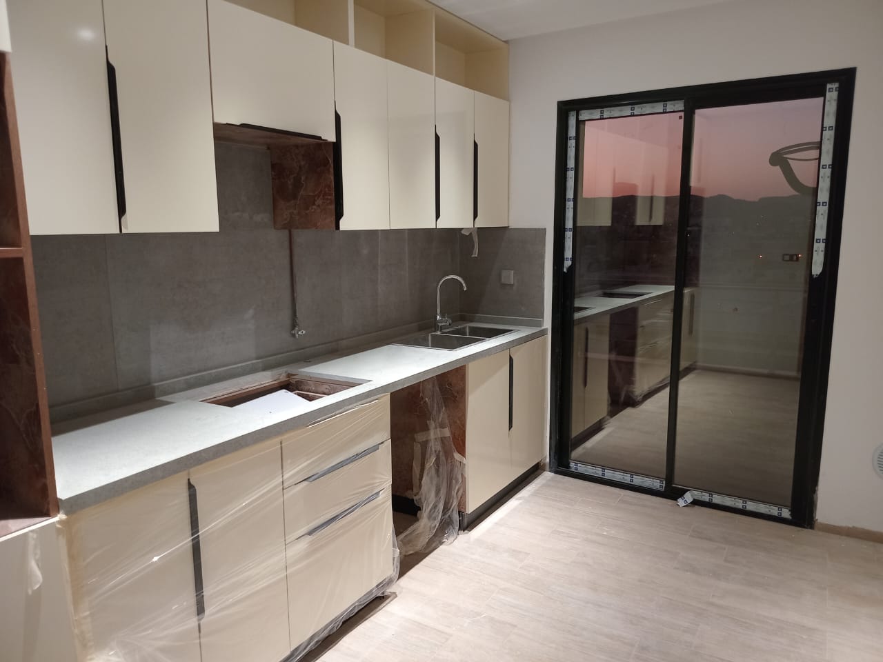 Raoued Cite El Ghazala 1 Vente Appart. 4 pices S3 360 md ghazela