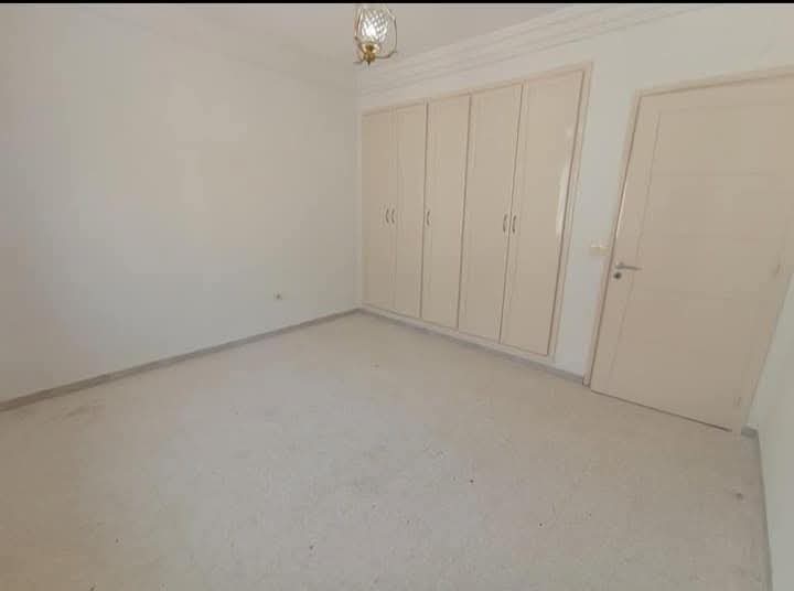 La Soukra La Soukra Location Appart. 4 pices S3 soukra zone hamadi abid