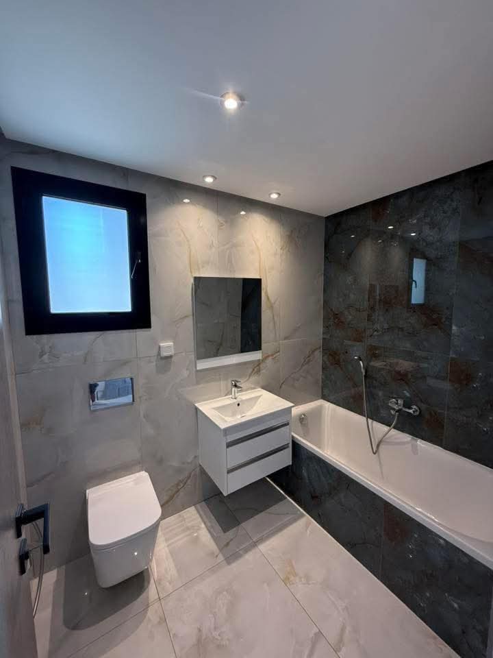 Ariana Ville Cite Ennasr 2 Location Appart. 4 pices S3 1900d jamais habit ennasr 2