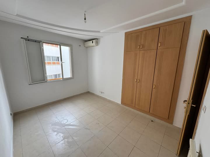 Ariana Ville El Menzah 7 Location Appart. 2 pices S1 800 d menzah 7 bis