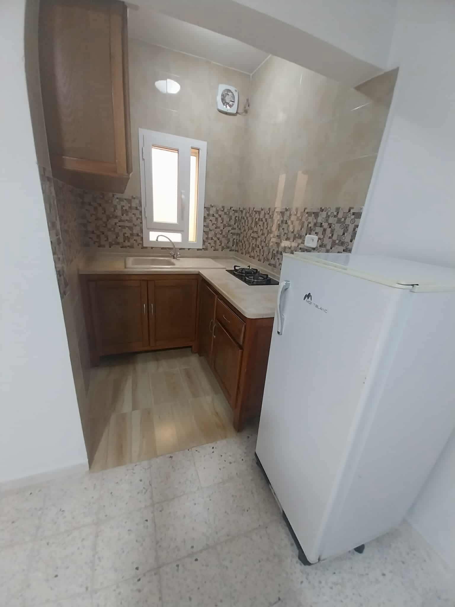 Raoued Ariana Essoughra Location Appart. 2 pices S1 900 meuble a ariana essoughra