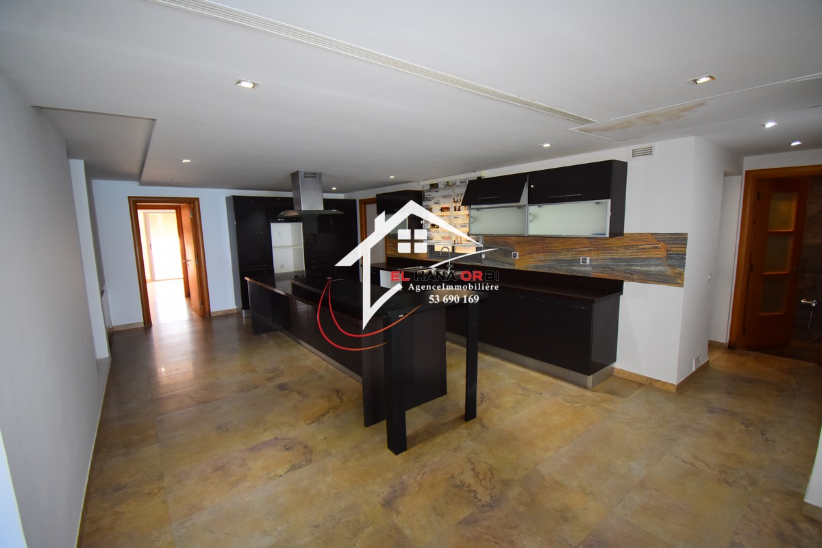 Mahdia Mahdia Vente Appart. 4 pices Appartement s2 vue sur mer  corniche