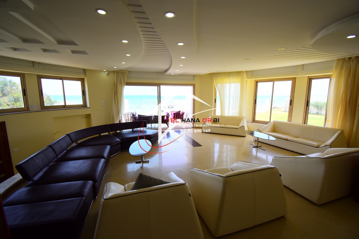 Mahdia Rejiche Location vacances Maisons Chteau front de mer rdc pour vacance
