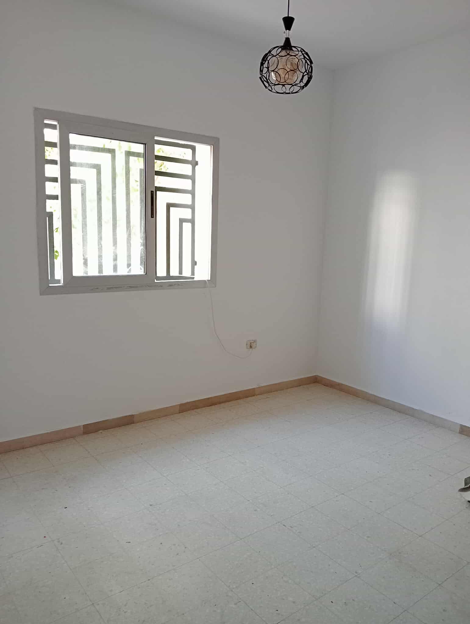 Ezzahra Ezzahra Bureaux & Commerces Bureau Rdc de villa s3  ezzahra lycee
