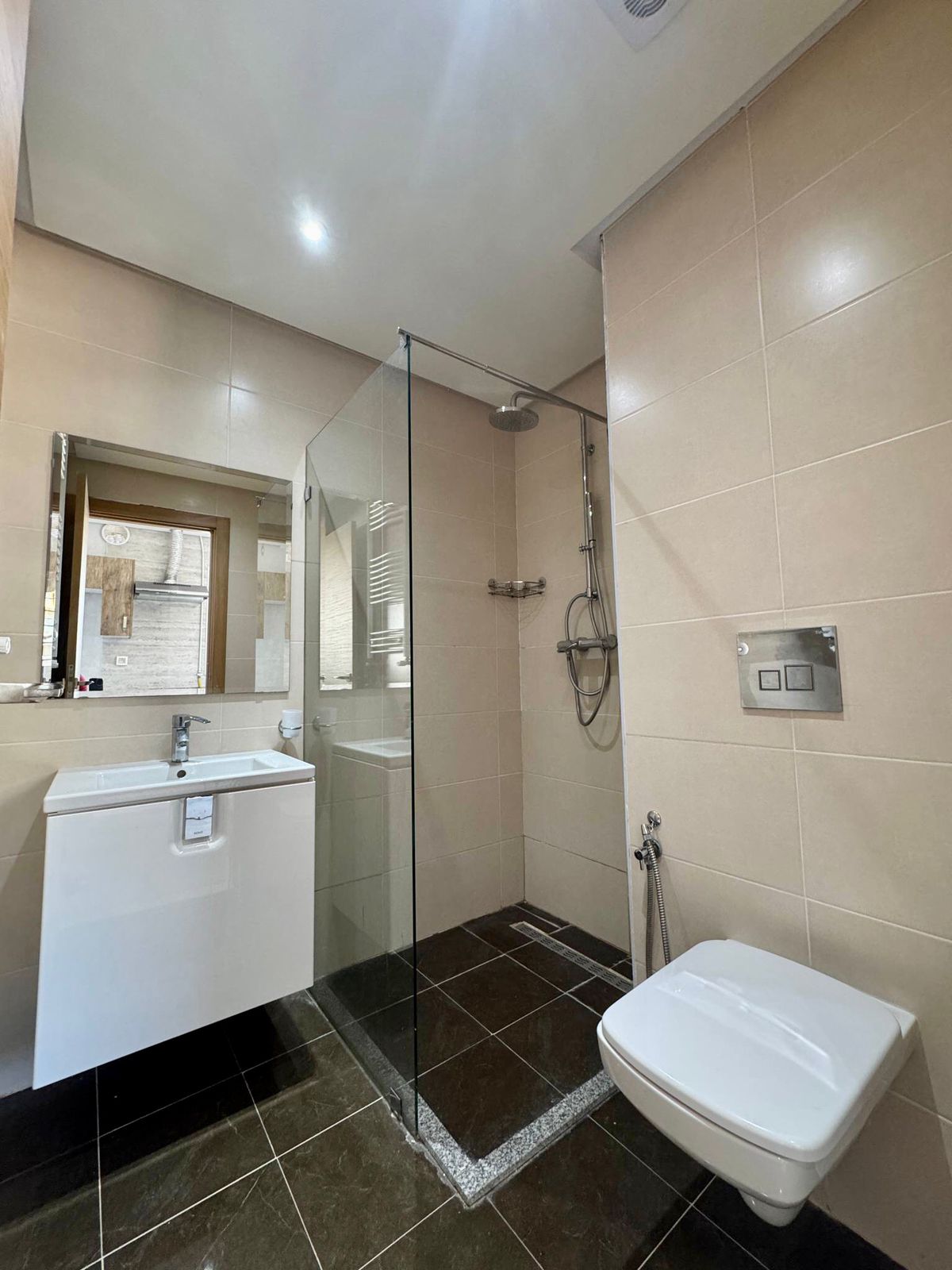 Mnihla Jardins d'el Menzah Location Appart. 2 pices Appartement s1 hs  jardin d'el menzah