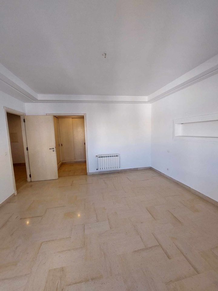 Ain Zaghouan Ain Zaghouan Location Appart. 5 pices+ Duplex s plus 4 ain zaghouan