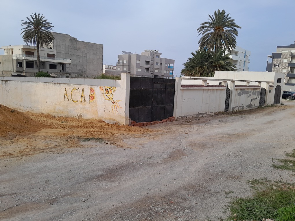 Akouda Chatt Meriem Terrain Terrain nu Terrain cltur 586 m2