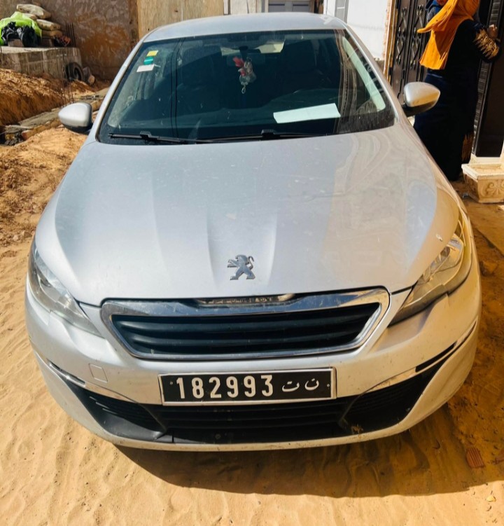 Tataouine Sud Rogba Peugeot 308 Une belle 308 break toutes options