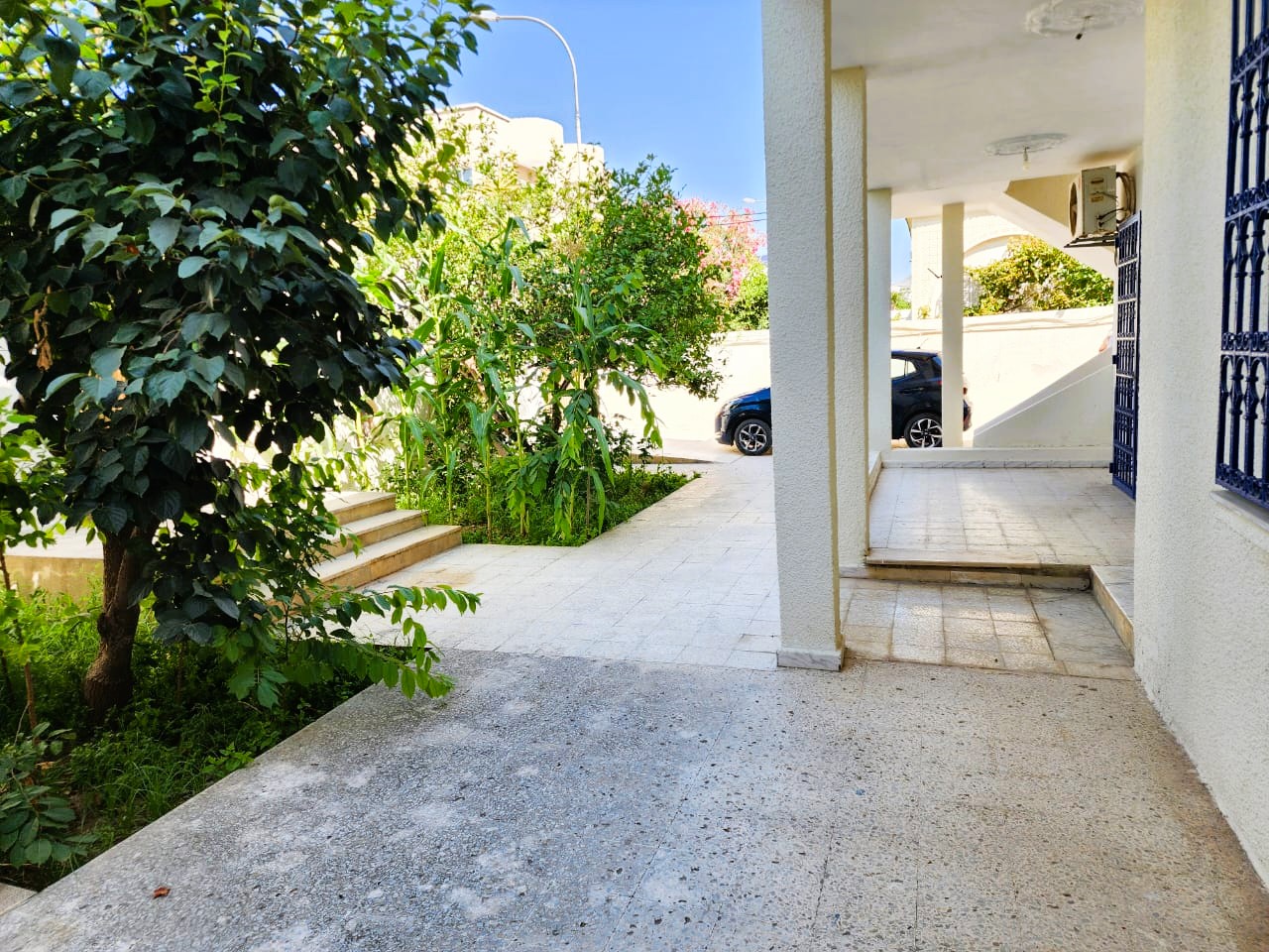 La Soukra Borj Louzir Vente Maisons Villa  borj louzir ariana