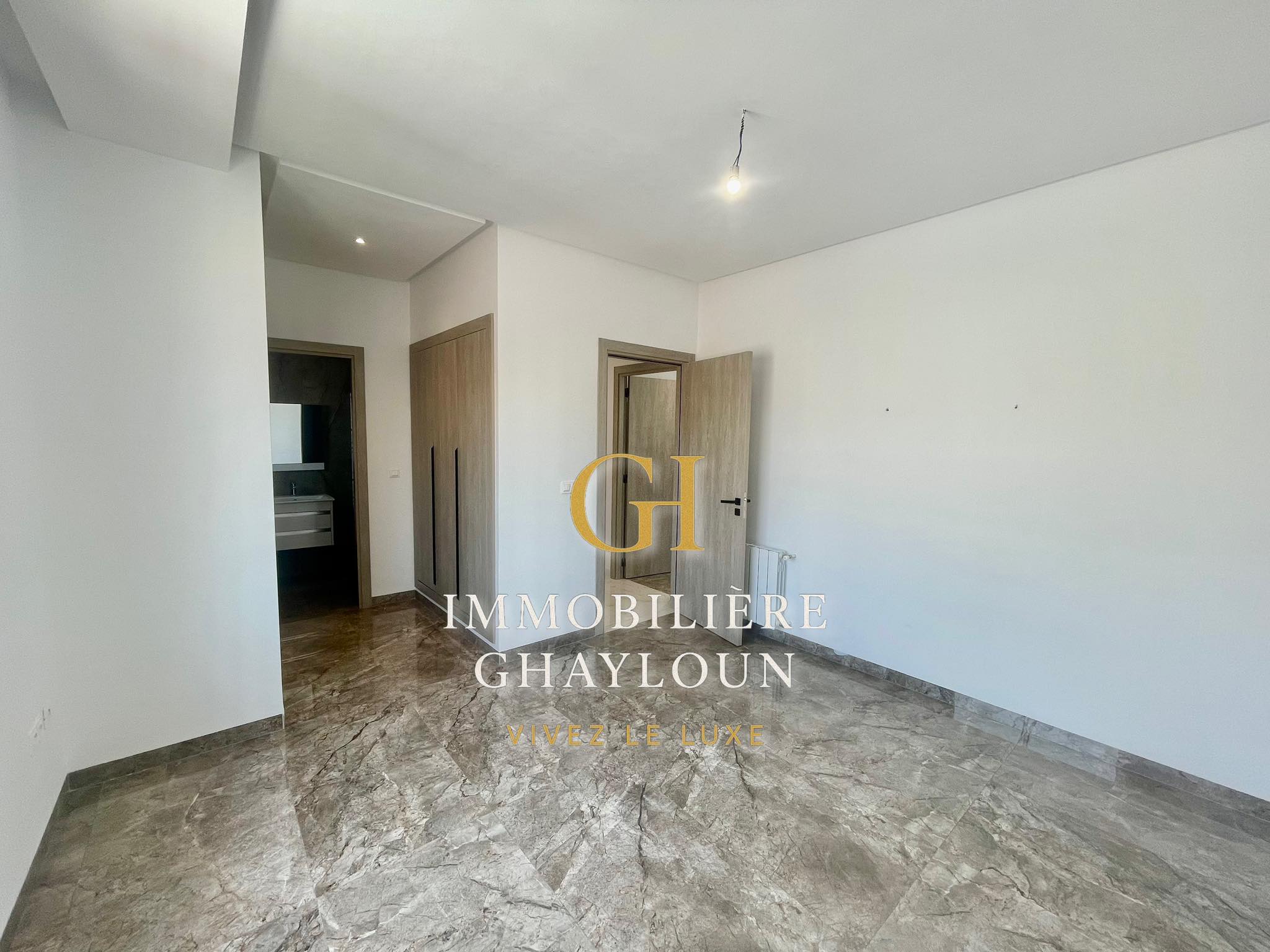 Ariana Ville Cite Ennasr 2 Location Appart. 4 pices Appartement s3 ennaser