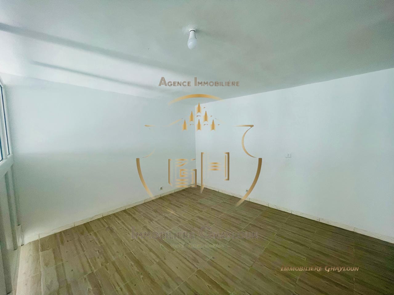 Ariana Ville Ariana Bureaux & Commerces Bureau Bureau  usage professionnel
